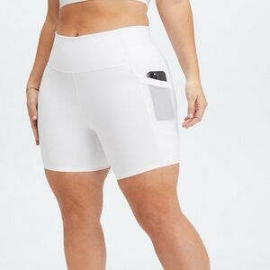 FABLETICS Bright‎ White On-The-Go PowerHold High-Waisted 6" Active Gym Shorts 2X